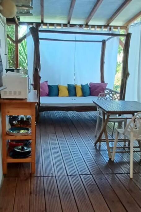 Bungalow Atypique Ti Bambou A 500M De La Plage Сент-Анн Экстерьер фото