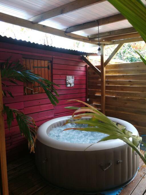 Bungalow Atypique Ti Bambou A 500M De La Plage Сент-Анн Экстерьер фото